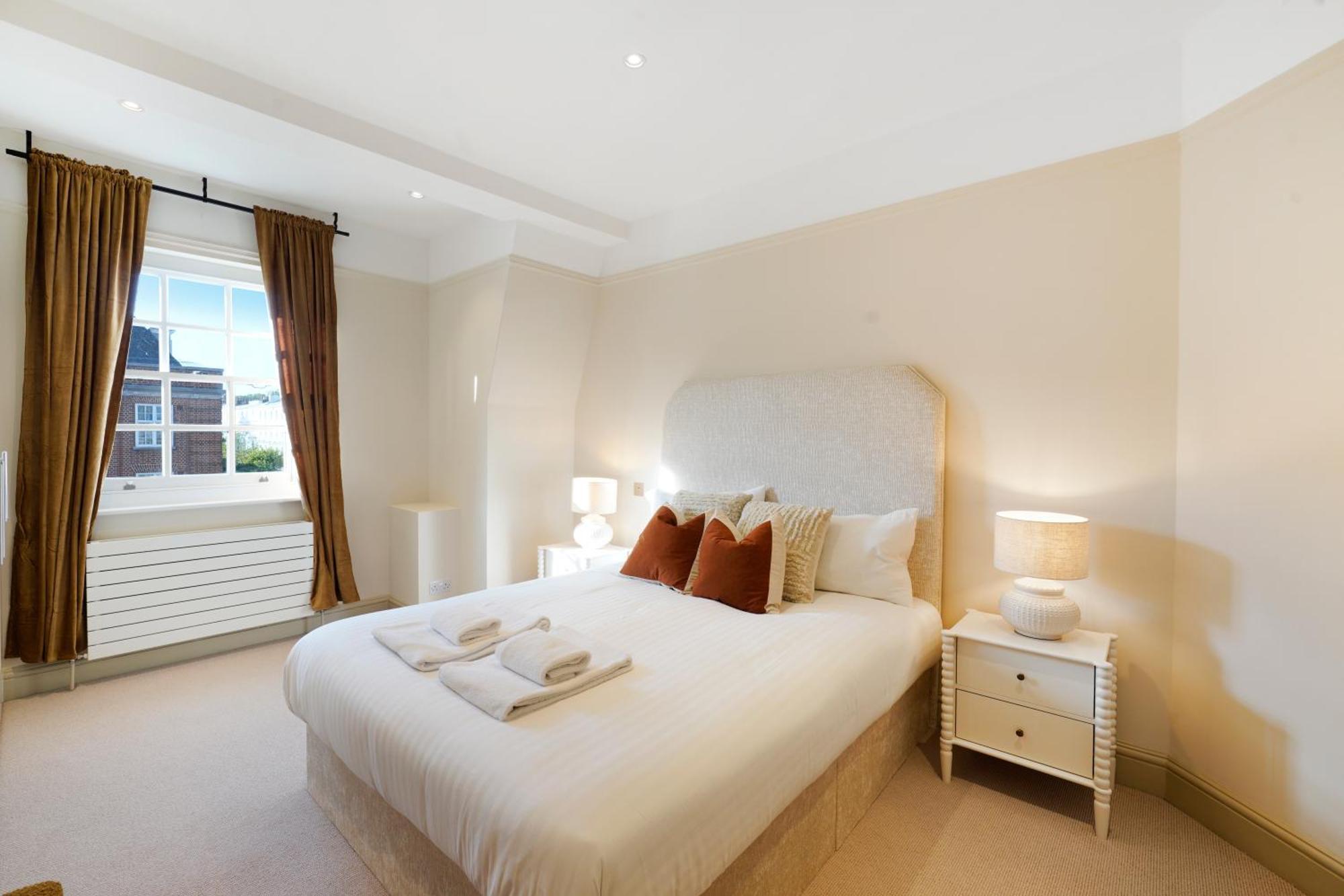 Spacious And Modern 4 Beds Home In Kensington 伦敦 外观 照片